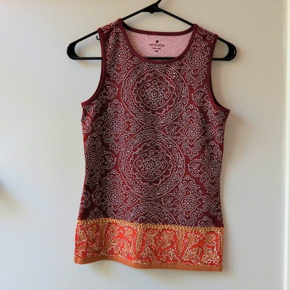 Athleta muscle up 2 top in mandala print Burgundy with yellow border size XS - Picture 1 of 4